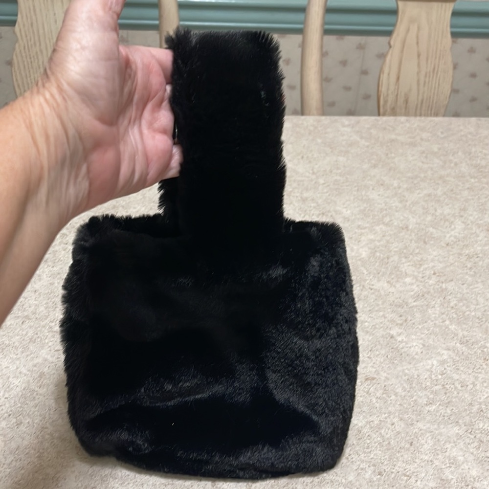 BNWT GYMBOREE BLACK FAUX FUR GIRLS BAG